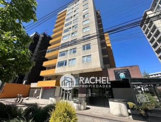 SE ARRIENDA DEPARTAMENTO EDIFICIO BARCELONA CON AMPLIA TERRAZA