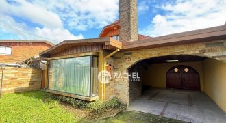 SE ARRIENDA AMPLIA CASA CON 5D- CERCANA A COLEGIO GREEN HOUSE
