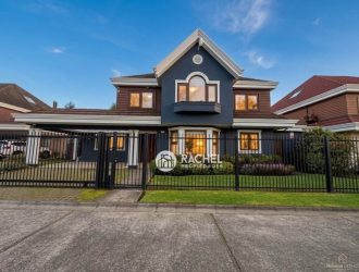 SE VENDE HERMOSA CASA 5D CON QUINCHO Y PISCINA EN PASAJE CERRADO -Sector Barrio Inglés