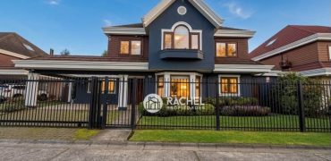 SE VENDE HERMOSA CASA 5D CON QUINCHO Y PISCINA EN PASAJE CERRADO -Sector Barrio Inglés