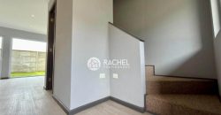 SE ARRIENDA MODERNA CASA TOWNHOUSE NUEVA CONDOMINIO BOTROLHUE – TEMUCO.