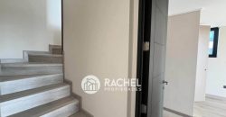 SE ARRIENDA INCREIBLE PENTHOUSE EN EXCLUSIVO EDIFICIO PONTEVEDRA-Sector Portal de la Frontera