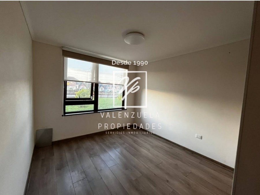 Condominio Vista Golf Amplio y Cómodo A Pasos de Universidad Católica