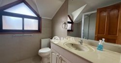SE ARRIENDA AMPLIA CASA CON 5D- CERCANA A COLEGIO GREEN HOUSE