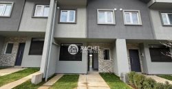 SE ARRIENDA MODERNA CASA TOWNHOUSE NUEVA CONDOMINIO BOTROLHUE – TEMUCO.