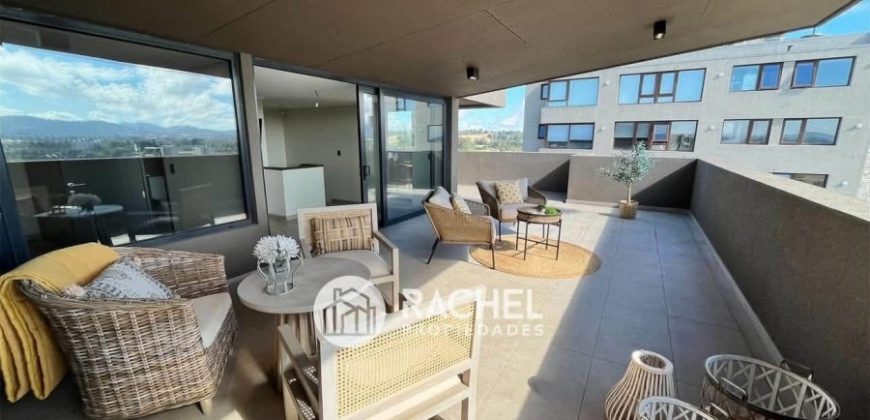 SE ARRIENDA INCREIBLE PENTHOUSE EN EXCLUSIVO EDIFICIO PONTEVEDRA-Sector Portal de la Frontera