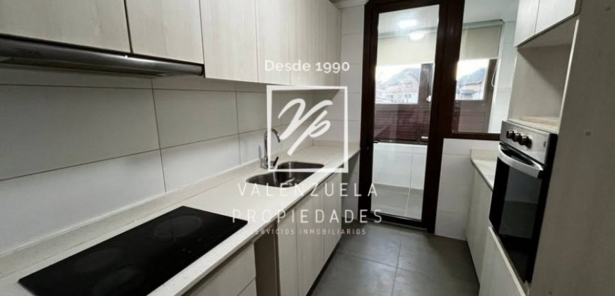 Condominio Vista Golf Amplio y Cómodo A Pasos de Universidad Católica