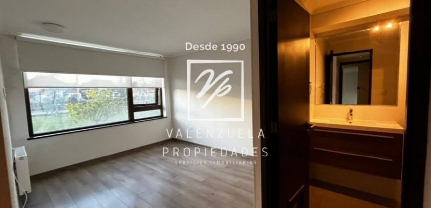 Condominio Vista Golf Amplio y Cómodo A Pasos de Universidad Católica
