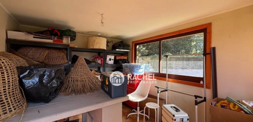 SE VENDE CASA CON GRAN TERRENO PASAJE CERRADO- Sector Barrio Inglés