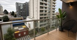 SE ARRIENDA DEPARTAMENTO EDIFICIO BARCELONA CON AMPLIA TERRAZA