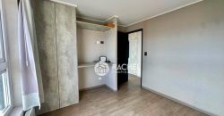 ARRIENDO DEPARTAMENTO SEMINUEVO 2 DORMITORIOS CON ESTACIONAMIENTO