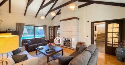 SE VENDE HERMOSA CASA 5D CON QUINCHO Y PISCINA EN PASAJE CERRADO -Sector Barrio Inglés