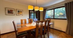 SE VENDE HERMOSA CASA 5D CON QUINCHO Y PISCINA EN PASAJE CERRADO -Sector Barrio Inglés
