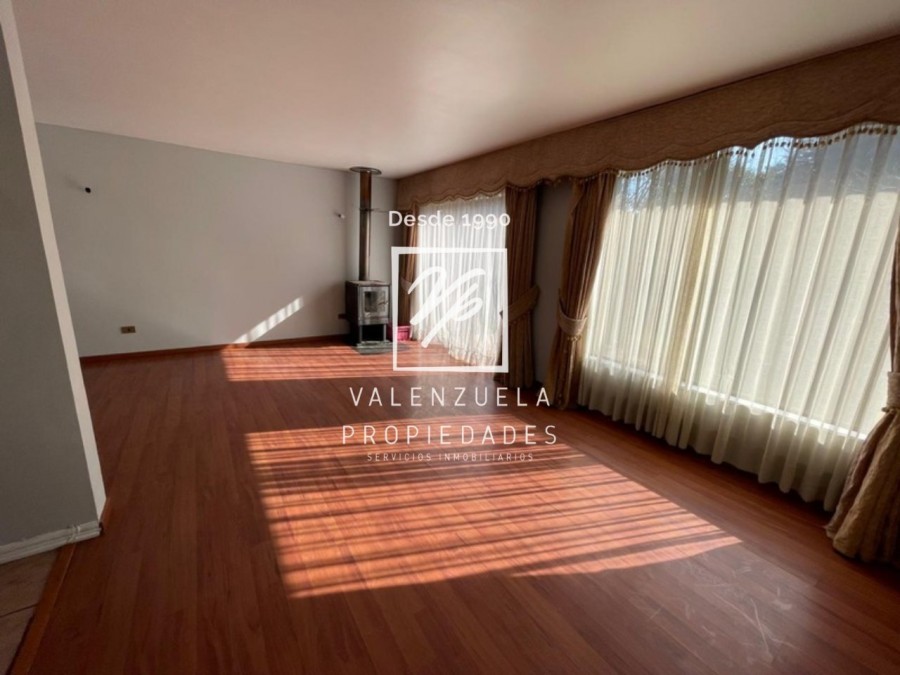 Barrio Pehuén Casa Familiar Amplios Espacios y Gran Conectividad