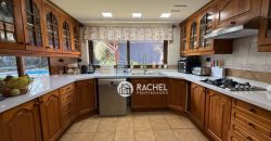 SE VENDE HERMOSA CASA 5D CON QUINCHO Y PISCINA EN PASAJE CERRADO -Sector Barrio Inglés