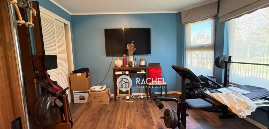 SE VENDE HERMOSA CASA 5D CON QUINCHO Y PISCINA EN PASAJE CERRADO -Sector Barrio Inglés