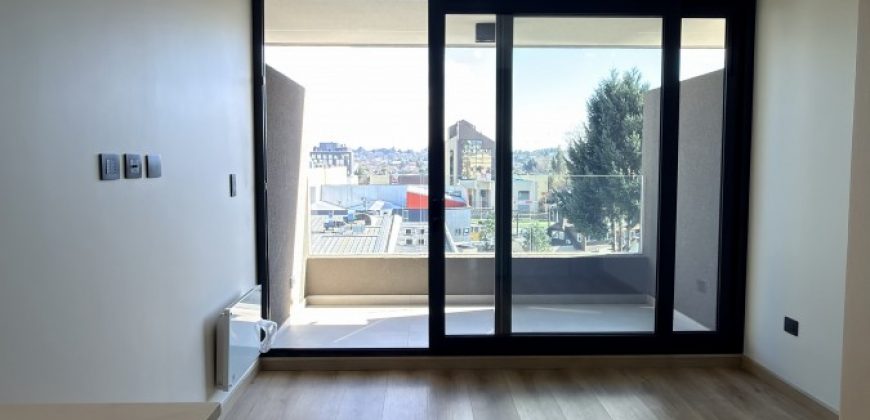 ARRIENDA DEPARTAMENTO ESTUDIO + ESTACIONAMIENTO EDIFICIO TERRASSA AVENIDA ALEMANIA