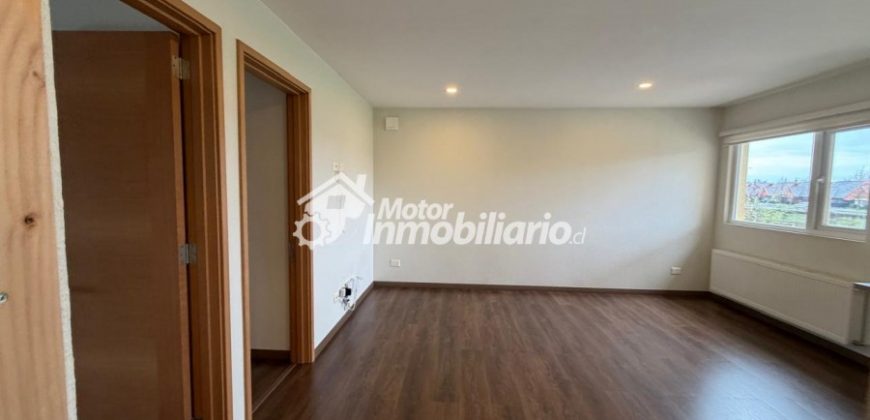 ARRENDAMOS AMPLIA Y MODERNA CASA EN BARRIO GERMANIA SECTOR PONIENTE DE LA CIUDAD DE TEMUCO A PASOS DE COLEGIOS, ÁREAS VERDES Y COMERCIO