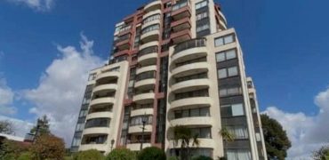 Carrillo Propiedades Vende Amplio Departamento