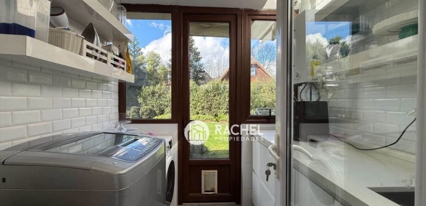 IMPECABLE CASA EN VENTA EN CONDOMINIO “LOMAS” DE MIRASUR”