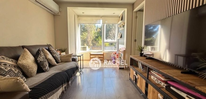 SE ARRIENDA HERMOSA CASA CON QUINCHO EN CONDOMINIO- Sector Barrio Francés