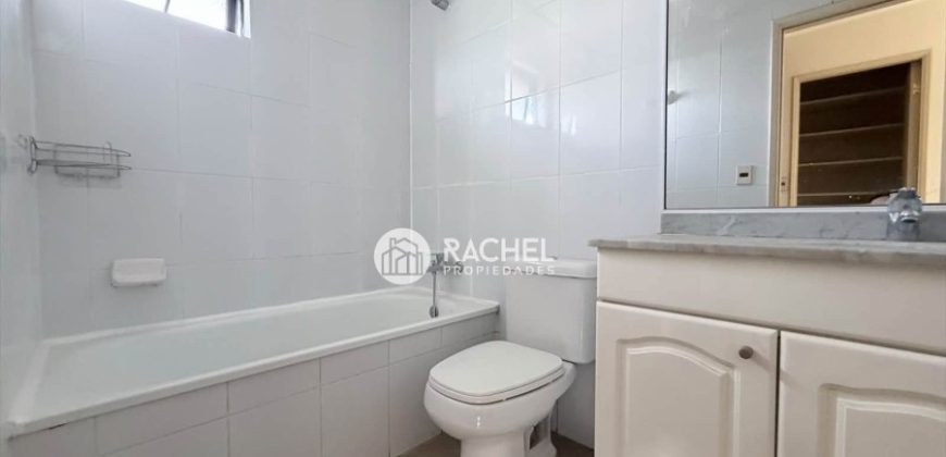 EN ARRIENDO AMPLIA CASA SECTOR ALTO MIRASUR – TEMUCO