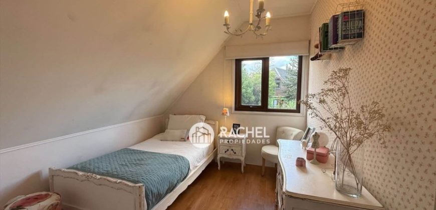 IMPECABLE CASA EN VENTA EN CONDOMINIO “LOMAS” DE MIRASUR”