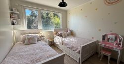 SE ARRIENDA HERMOSA CASA CON QUINCHO EN CONDOMINIO- Sector Barrio Francés