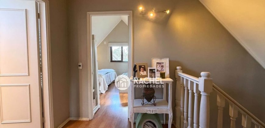 IMPECABLE CASA EN VENTA EN CONDOMINIO “LOMAS” DE MIRASUR”