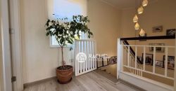SE ARRIENDA HERMOSA CASA CON QUINCHO EN CONDOMINIO- Sector Barrio Francés