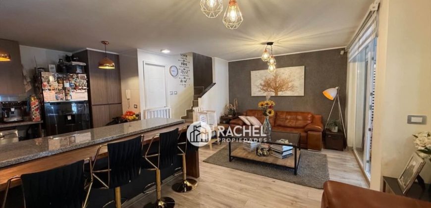 SE ARRIENDA HERMOSA CASA CON QUINCHO EN CONDOMINIO- Sector Barrio Francés