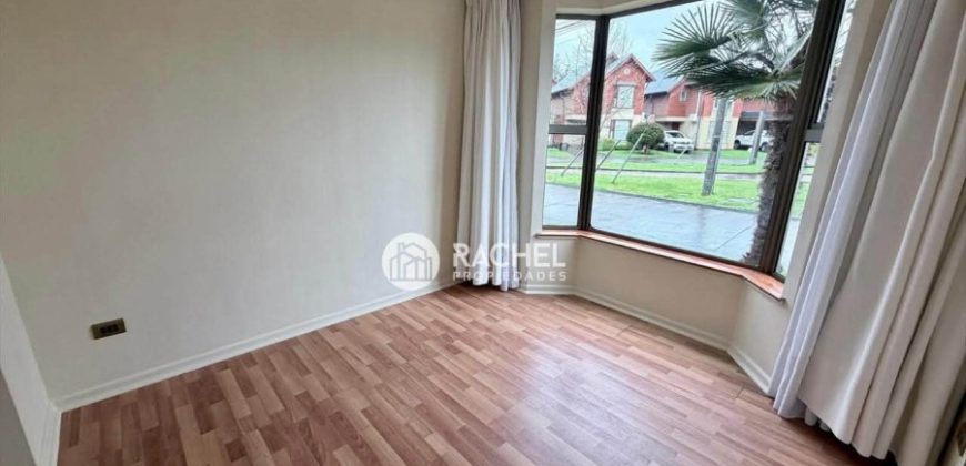 SE ARRIENDA IMPECABLE CASA EN CONDOMINIO ALTOS DEL MAIPO