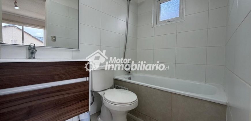ARRENDAMOS IMPECABLE CASA DE 3 DORMITORIOS Y 3 BAÑOS EN LA COMUNA DE PADRE LAS CASAS CON QUINCHO