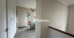 ARRENDAMOS IMPECABLE CASA DE 3 DORMITORIOS Y 3 BAÑOS EN LA COMUNA DE PADRE LAS CASAS CON QUINCHO