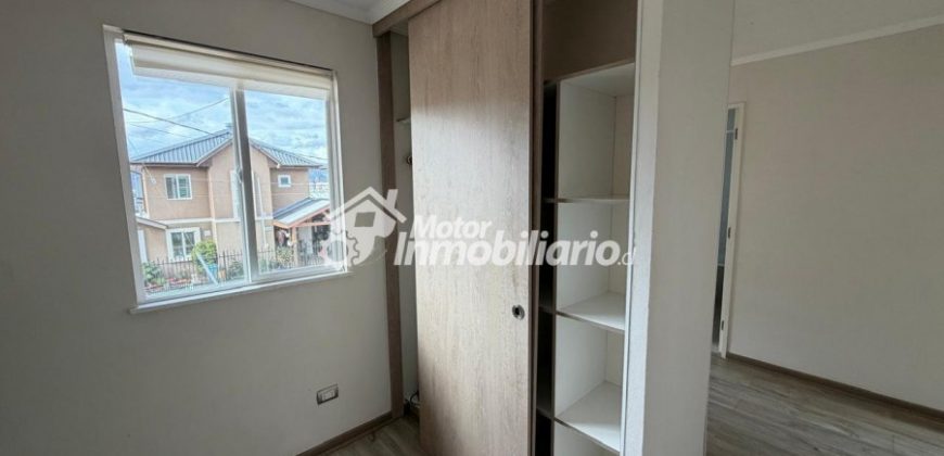 ARRENDAMOS IMPECABLE CASA DE 3 DORMITORIOS Y 3 BAÑOS EN LA COMUNA DE PADRE LAS CASAS CON QUINCHO