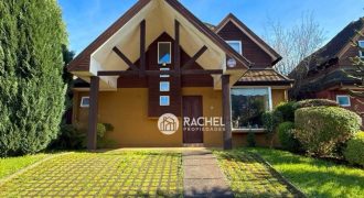 SE VENDE LINDA CASA EN SECTOR BARRIO INGLÉS