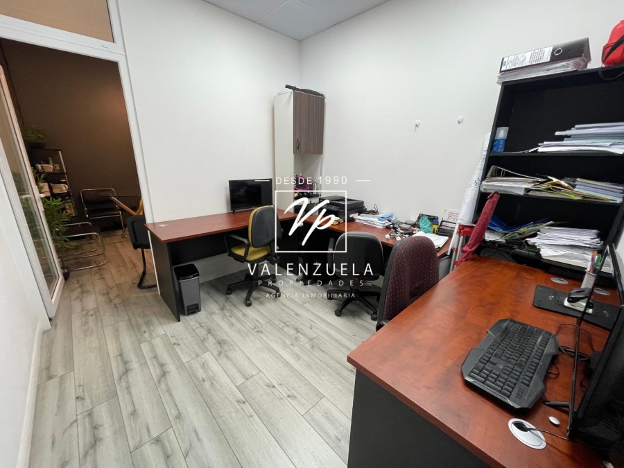 Moderno espacio de trabajo en Edificio Vanguardia