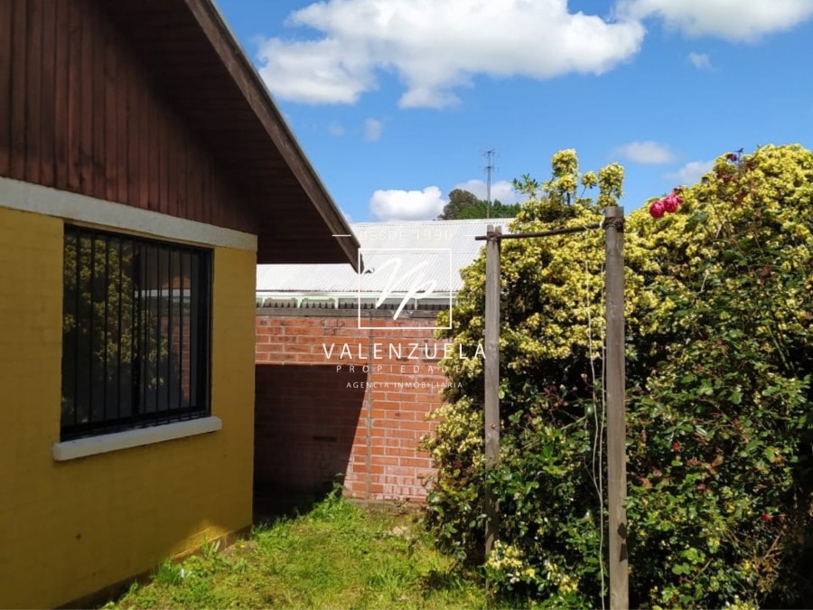 Casa de 3 Dormitorios y 2 Baños con Cocina Amoblada, Bodega y Cobertizo en Padre Las Casas