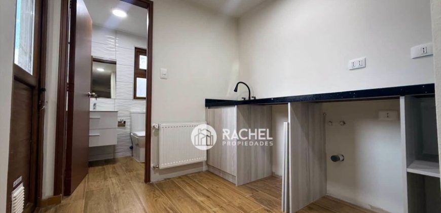 SE VENDE IMPECABLE CASA REMODELADA- Sector Villa Cataluña