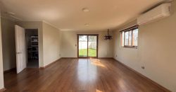SE VENDE HERMOSA CASA CON GRAN TERRENO- Condominio Mediterráneo