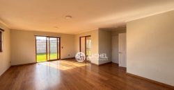 SE VENDE HERMOSA CASA CON GRAN TERRENO- Condominio Mediterráneo