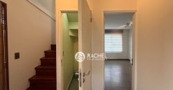 SE VENDE HERMOSA CASA CON GRAN TERRENO- Condominio Mediterráneo
