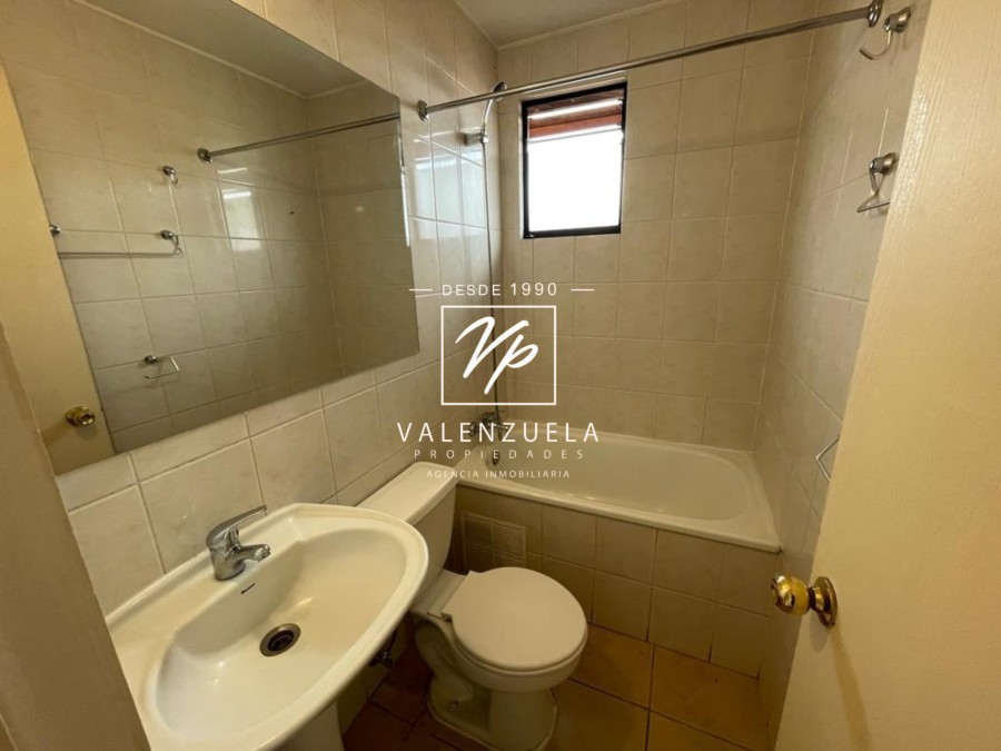 Casa de 3 Dormitorios y 2 Baños con Cocina Amoblada, Bodega y Cobertizo en Padre Las Casas