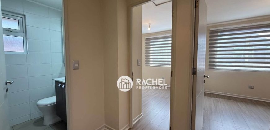 SE ARRIENDA IMPECABLE CASA CON QUINCHO – Condominio Altos del Maipo