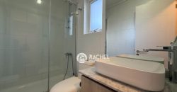 SE VENDE HERMOSA CASA CON GRAN TERRENO- Condominio Mediterráneo