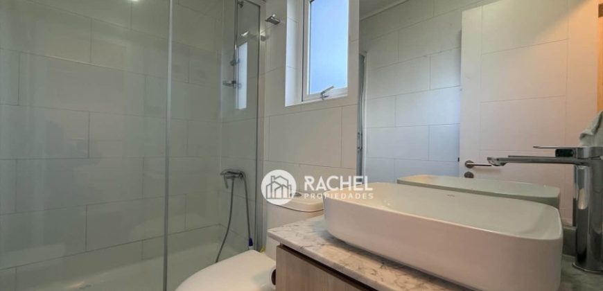 SE VENDE HERMOSA CASA CON GRAN TERRENO- Condominio Mediterráneo