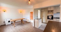 SE VENDE HERMOSA CASA CON GRAN TERRENO- Condominio Mediterráneo