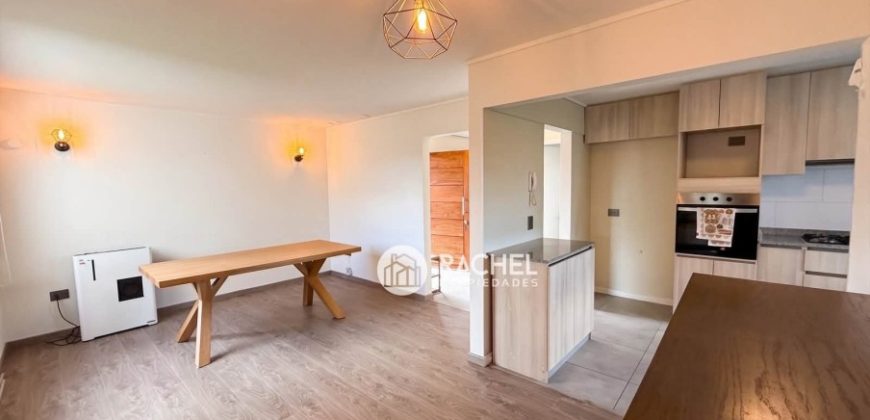 SE VENDE HERMOSA CASA CON GRAN TERRENO- Condominio Mediterráneo