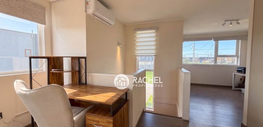 SE VENDE HERMOSA CASA CON GRAN TERRENO- Condominio Mediterráneo