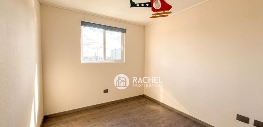 SE VENDE HERMOSA CASA CON GRAN TERRENO- Condominio Mediterráneo